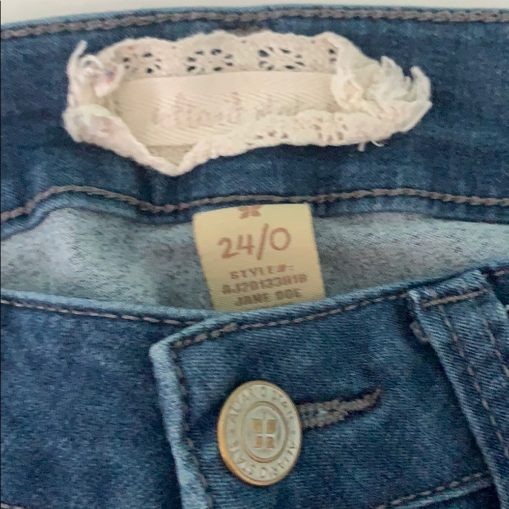 Altar’d State Ripped Jeans - Picture 4 of 4